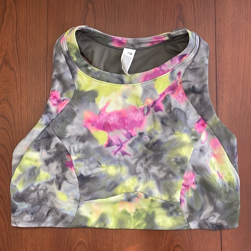 Lululemon Storage Hike Bra
